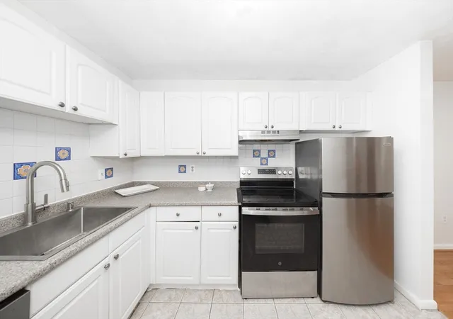 5th image of 12 Williamsburg Ct #1, Shrewsbury, MA 01545 | MLS# 73510765