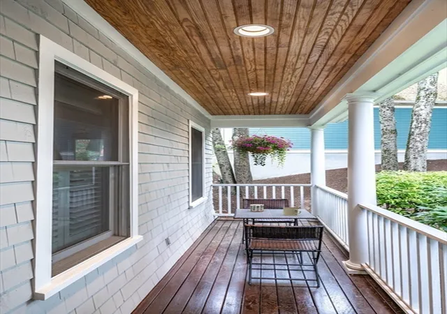 3rd image of 94 Herrick Rd, Newton, MA 02459