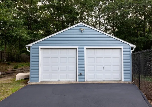 Photo 4 of Sale Pending at 23 High Pine Dr, Plymouth, MA 02360 | MLS# 73556242 | Listing updated on 2026-09-15