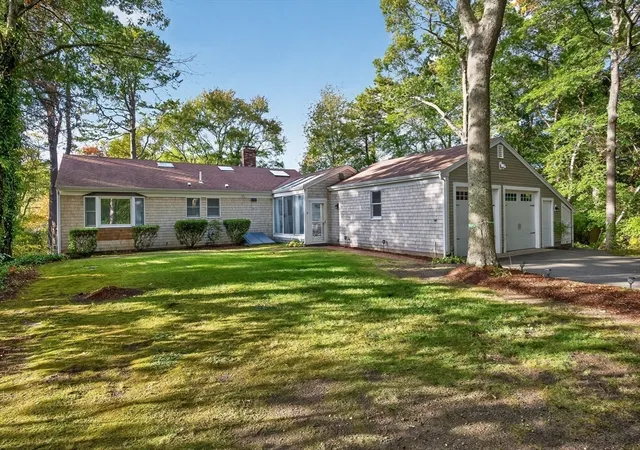 2nd image of 17,17a,17b Cranberry Ln #17,17A,17B, East Falmouth, MA 02536 | MLS# 73504925