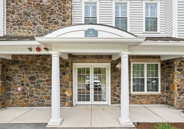 Homes for sale in Reading, MA | 62 Abigail Way #1006, Reading, MA 01867 | MLS# 73524503