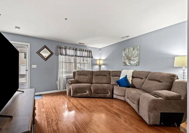 3rd image of 55 Eagle Dr #156, Tewksbury, MA 01876 | MLS# 73492689