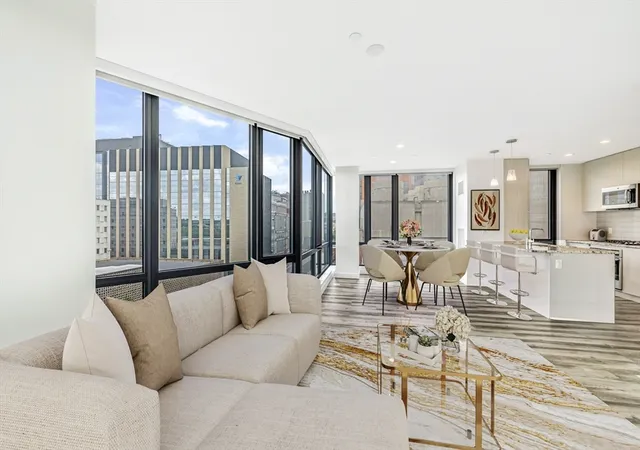 2nd image of 80-82 Fenwood Rd #913, Boston, MA 02115 | MLS# 73545826