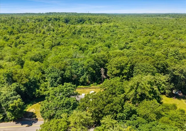 3rd image of 822 First Parish Road, Scituate, MA 02066 | MLS# 73549717