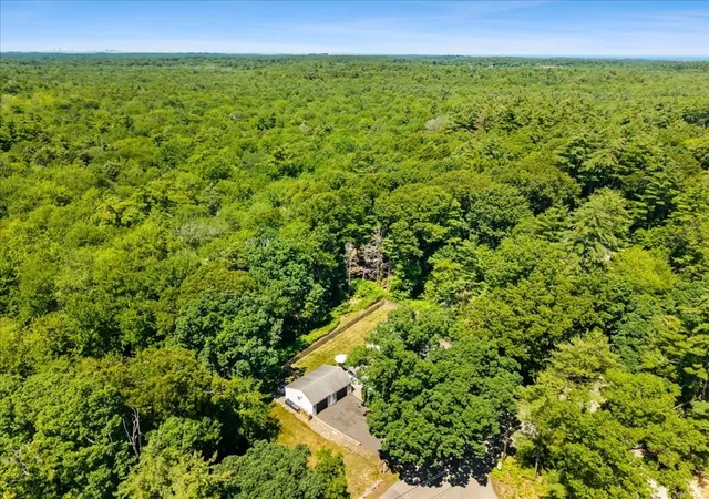 4th image of 822 First Parish Road, Scituate, MA 02066 | MLS# 73549717