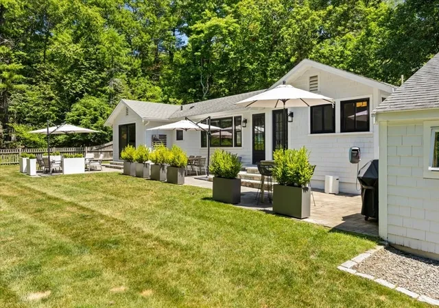 5th image of 822 First Parish Road, Scituate, MA 02066 | MLS# 73549717