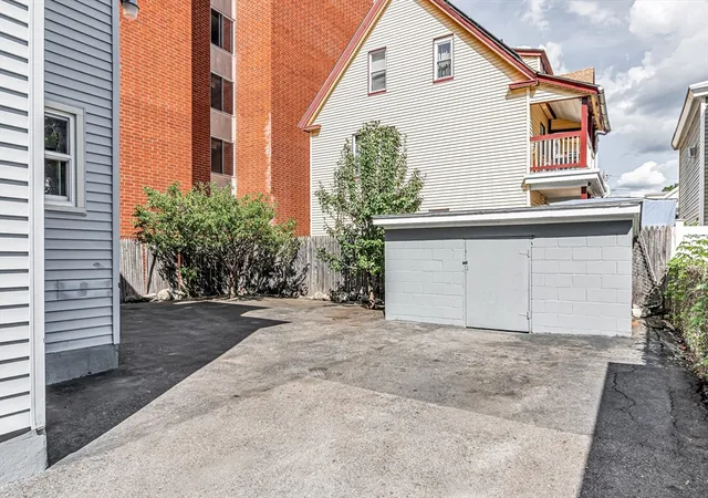 Photo 4 of Single family home for sale at 117 Exchange, Lawrence, MA 01841 | MLS# 73569150 | Listing updated on 2026-09-11