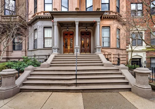 Photo 2 of Condo for sale at 121 Beacon St #2, Boston, MA 02116 | MLS# 73496707 | Listing updated on 2026-04-14