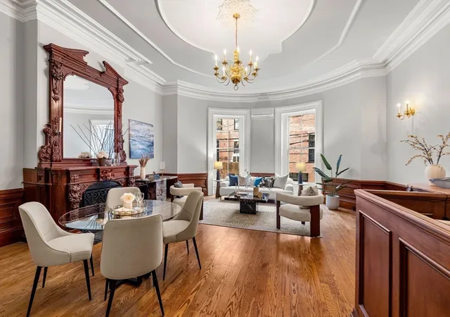Photo 4 of Condo for sale at 121 Beacon St #2, Boston, MA 02116 | MLS# 73496707 | Listing updated on 2026-04-14