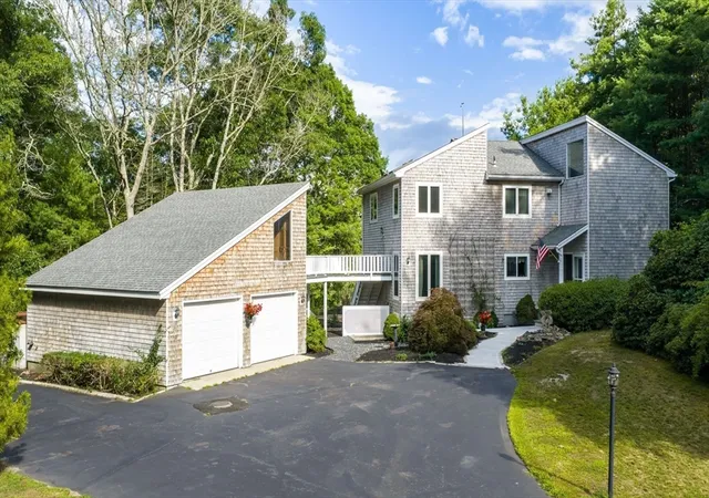 Photo 1 of Single family home for sale at 46 Holly Pond Rd, Marion, MA 02738 | MLS# 73552457 | Listing updated on 2026-08-04