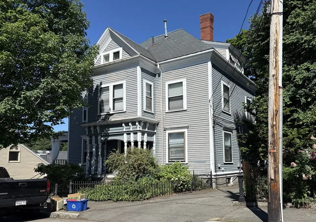 Homes for sale in Marblehead, MA | 83 Pleasant St #3, Marblehead, MA 01945 | MLS# 73536925