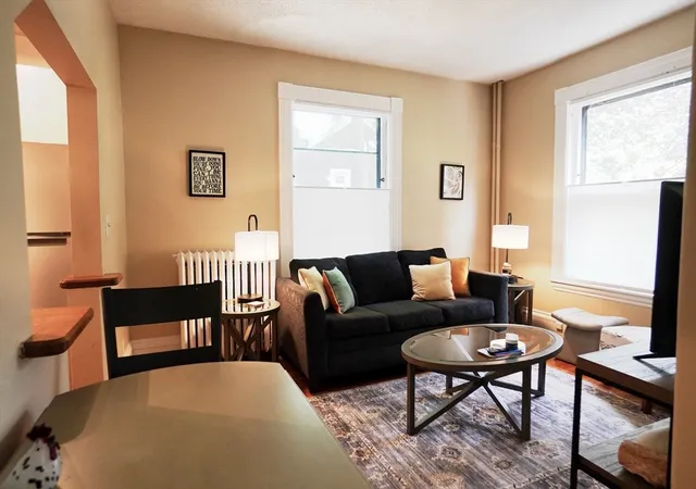 Homes for sale in Marblehead, MA | 83 Pleasant St #3, Marblehead, MA 01945 | MLS# 73536925