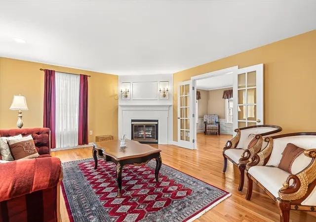 Homes for sale in Lynnfield, MA | 2 Liberty Ln, Lynnfield, MA 01940 | MLS# 73508945