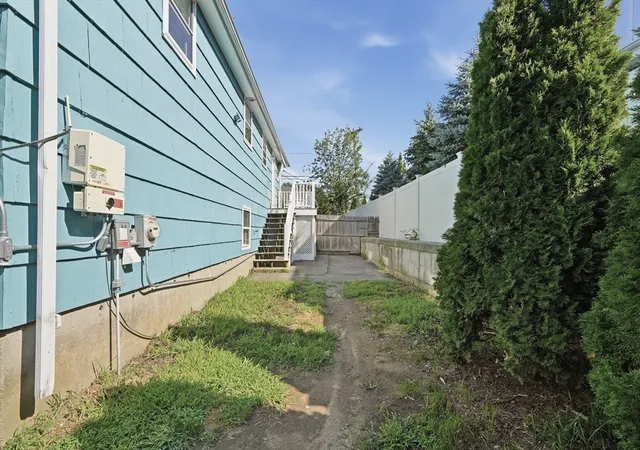 37th image of 22 Hayward Ave, Brockton, MA 02301 | MLS# 73555123