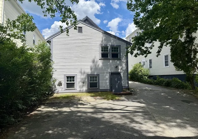 Listing Photo 5 - Condo for sale in building located at 10 Samoset St, Plymouth, MA 02360