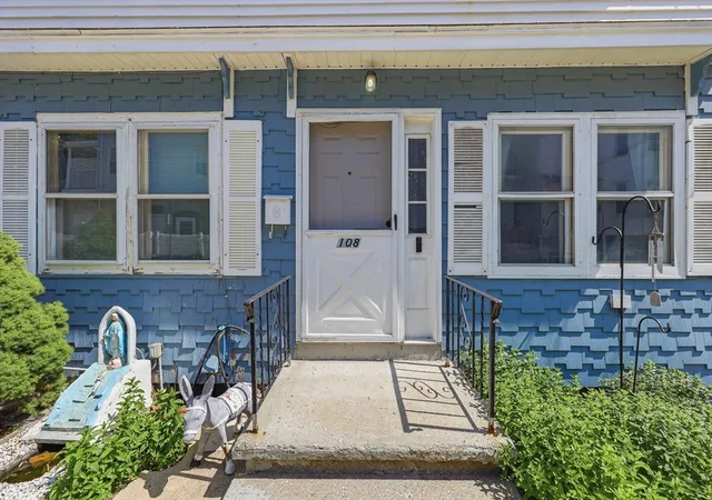 2nd image of 108 Marlborough Street #108, Chelsea, MA 02150 | MLS# 73532332