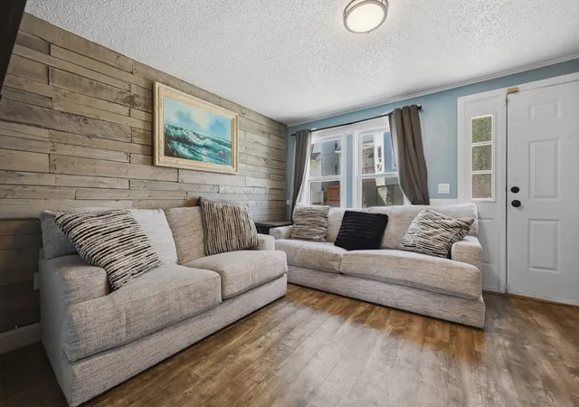 4th image of 108 Marlborough St, Chelsea, MA 02150