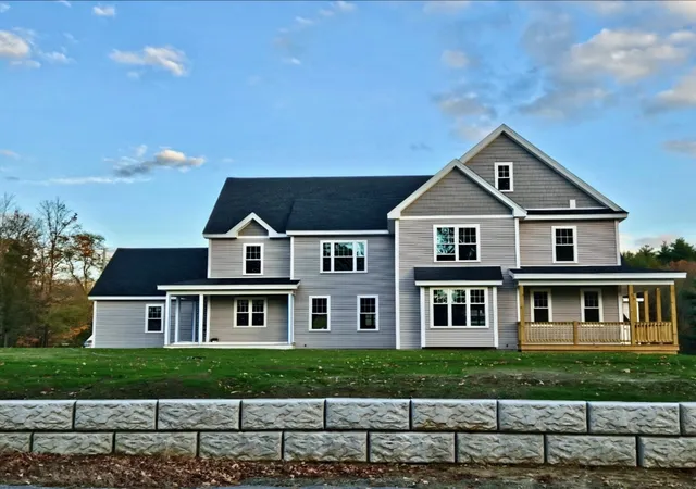 Photo 1 of Sale Pending at 92 Willow St #1, Acton, MA 01720 | MLS# 73387028 | Listing updated on 2026-07-24