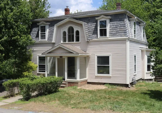 Homes for sale in Millbury, MA | 33 Burbank St, Millbury, MA 01527 | MLS# 73537242
