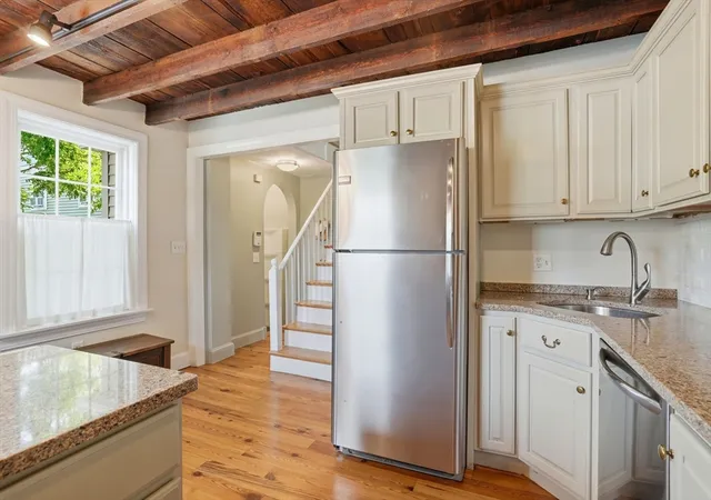 5th image of 4 Short St Pl, Boston, MA 02129
