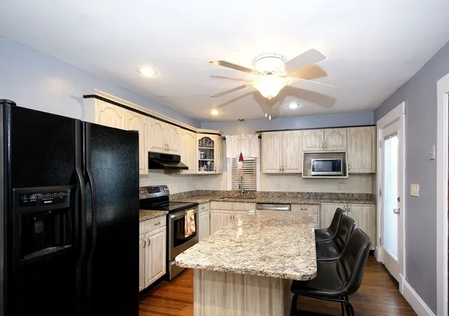 Homes for sale in Quincy, MA | 99 Phillips St, Quincy, MA 02170 | MLS# 73534294