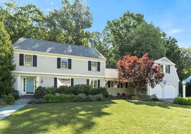 Homes for sale in Wellesley, MA | 10 Colgate Rd, Wellesley, MA 02482 | MLS# 73540530