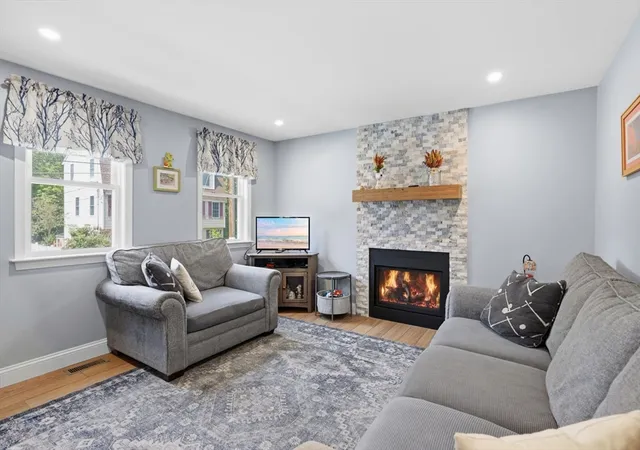2nd image of 18 Tremont St, Billerica, MA 01821 | MLS# 73544619