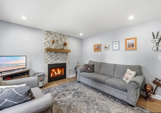 4th image of 18 Tremont St, Billerica, MA 01821 | MLS# 73544619