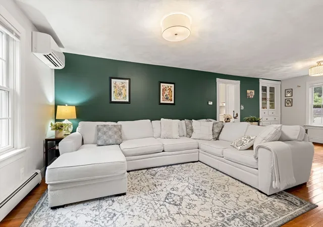 5th image of 45 County Rd, Andover, MA 01810 | MLS# 73540021
