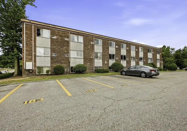 1st image of 7 Weld St #44, Framingham, MA 01702 | MLS# 73549180