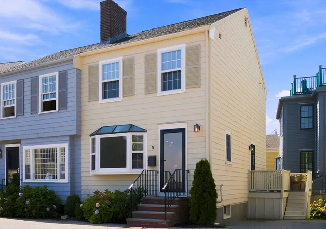 2nd image of 5 Leslie Cove, Marblehead, MA 01945 | MLS# 73568011