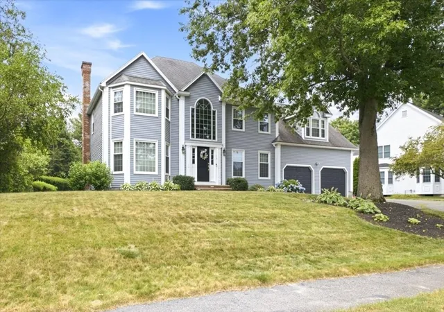 1st image of 32 Pall Mall, East Walpole, MA 02032 | MLS# 73550034
