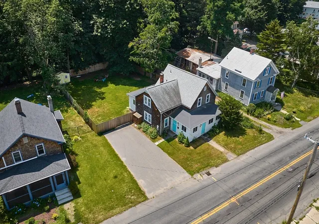 Photo 2 of Single family home for sale at 78 Ferry St, Easthampton, MA 01027 | MLS# 73549174 | Listing updated on 2026-10-03
