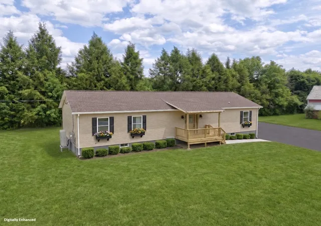 Homes for sale in Hatfield, MA | 74 West St, Hatfield, MA 01088 | MLS# 73548337