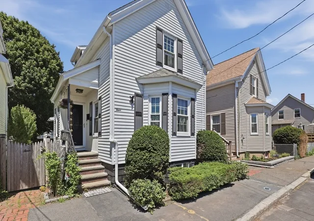 Homes for sale in Salem, MA | 4 Waite St, Salem, MA 01970 | MLS# 73532991