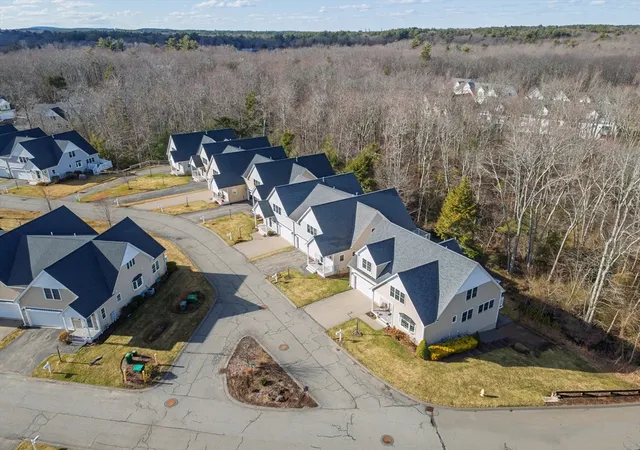 Homes for sale in Rockland, MA | 13 Midfield Dr #13, Rockland, MA 02370 | MLS# 73539999