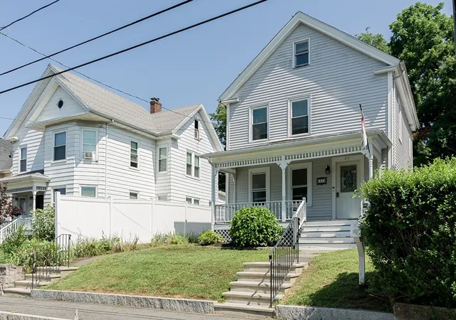 3rd image of 25 Prospect St, Ware, MA 01082 | MLS# 73550388