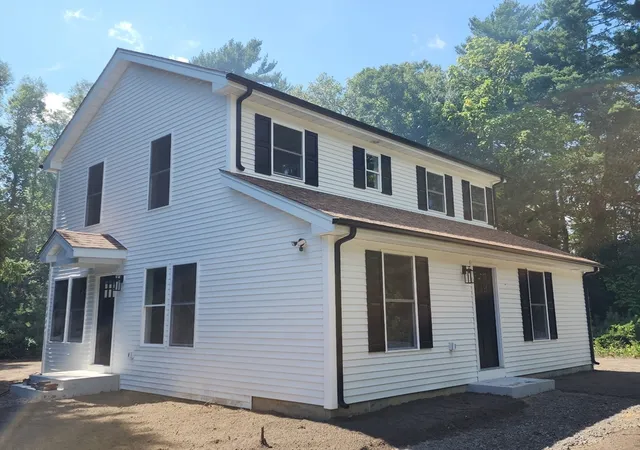 Photo 1 of Single family home for sale at 10 Cabo Verde Way, Wareham, MA 02571 | MLS# 73569001 | Listing updated on 2026-08-31