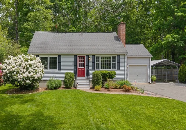 Homes for sale in Dudley, MA | 13 Greenwood Ave, Dudley, MA 01571 | MLS# 73529643