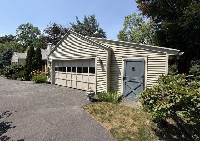 Homes for sale in Longmeadow, MA | 139 Burbank Road, Longmeadow, MA 01106 | MLS# 73548924