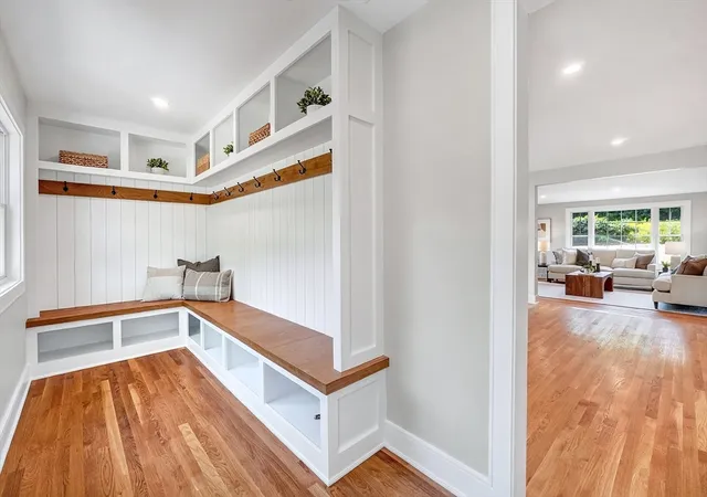 Photo 2 of Single family home for sale at 28 Fieldstone Dr, Burlington, MA 01803 | MLS# 73562701 | Listing updated on 2026-09-12