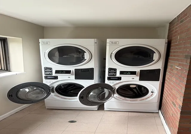2nd image of 1321 Worcester Rd, Framingham, MA 01701