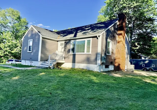 1st image of 15 High St, Billerica, MA 01821 | MLS# 73535631