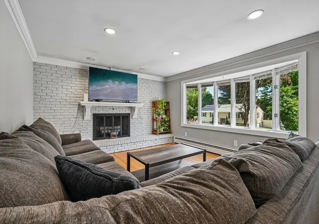4th image of 34 Duston Dr, Methuen, MA 01844 | MLS# 73553741