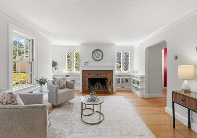 5th image of 49 Hillsdale Rd, Arlington, MA 02476 | MLS# 73559827
