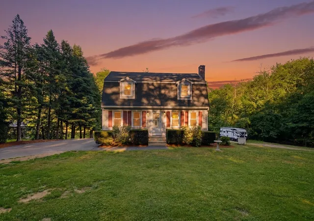 Homes for sale in Hopkinton, MA | 64 Saddle Hill Road, Hopkinton, MA 01748 | MLS# 73535324