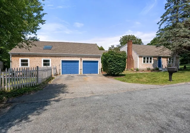2nd image of 20 22 Glendale Lane, Harwich, MA 02645 | MLS# 73565141