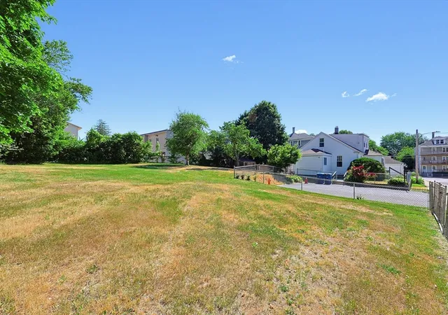 1st image of 16 Lakeview St, Blackstone, MA 01504 | MLS# 73552699