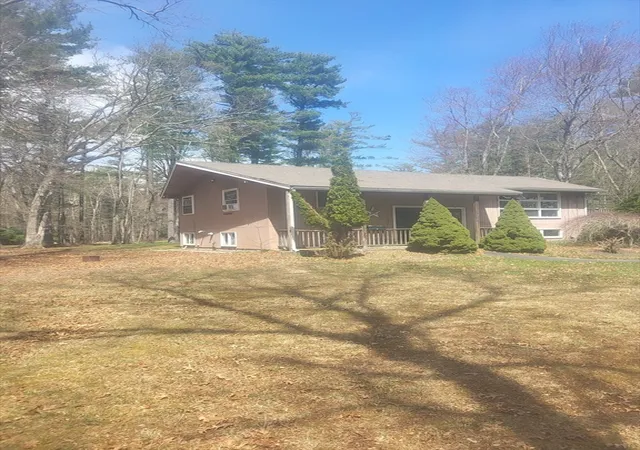 Photo 1 of Sale Pending at 965 Temple St, Duxbury, MA 02332 | MLS# 73502198 | Listing updated on 2026-08-26