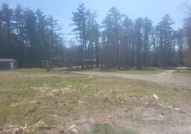 Photo 3 of Sale Pending at 965 Temple St, Duxbury, MA 02332 | MLS# 73502198 | Listing updated on 2026-08-26